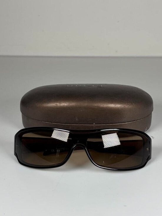 Gucci Other - 1997 Gucci Rimmed Shield Silhouette Shades